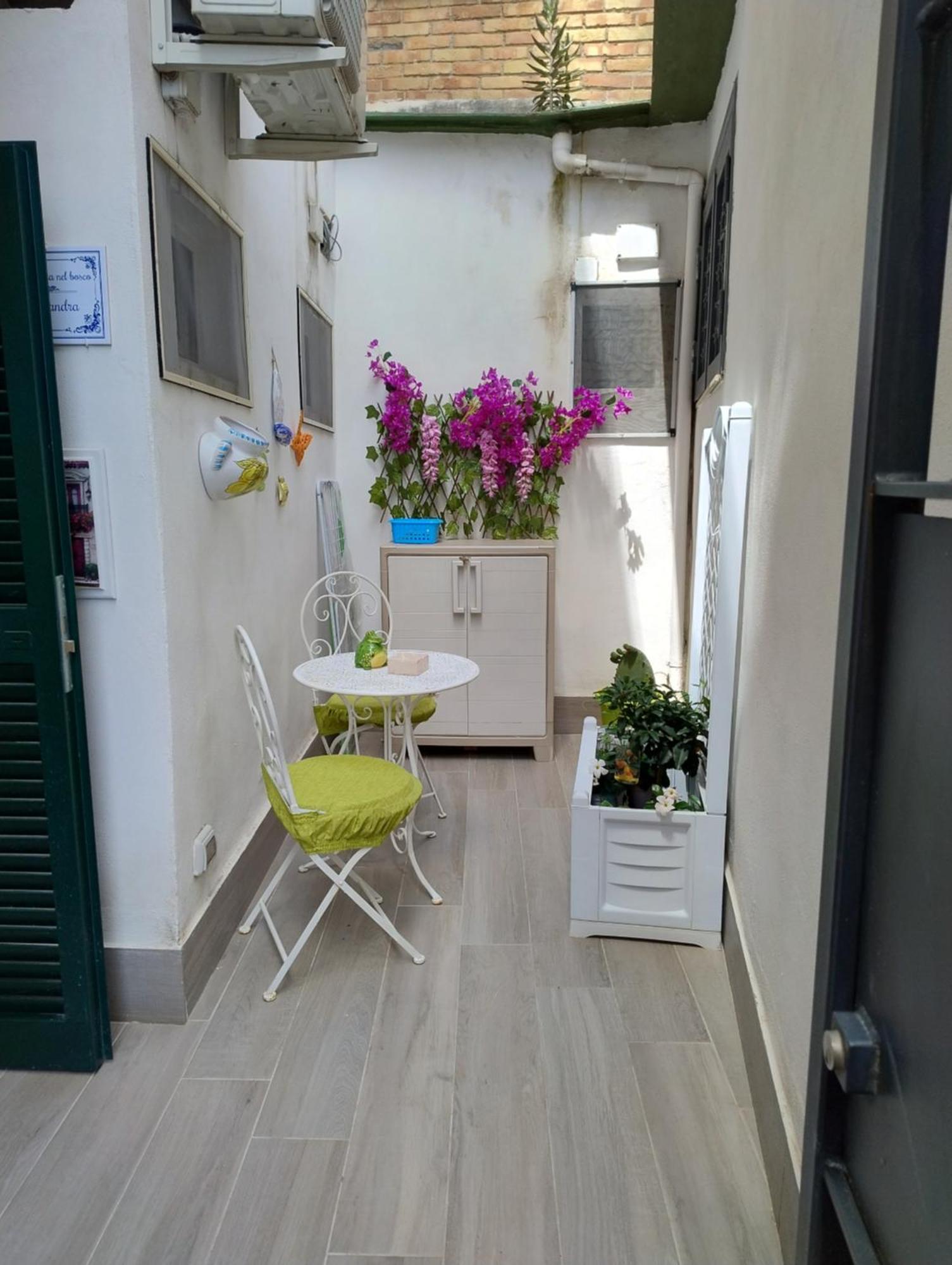 La Casita Nel Bosco Apartment Naples Luaran gambar